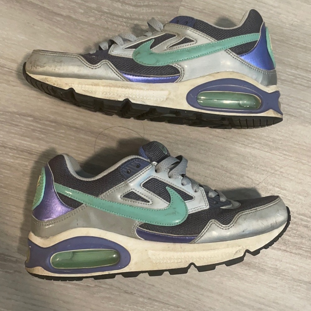 Nike Air Max - Women Size 7